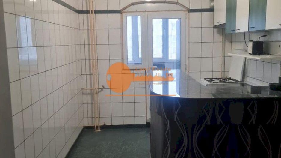 3 camere Crangasi - Poză 1
