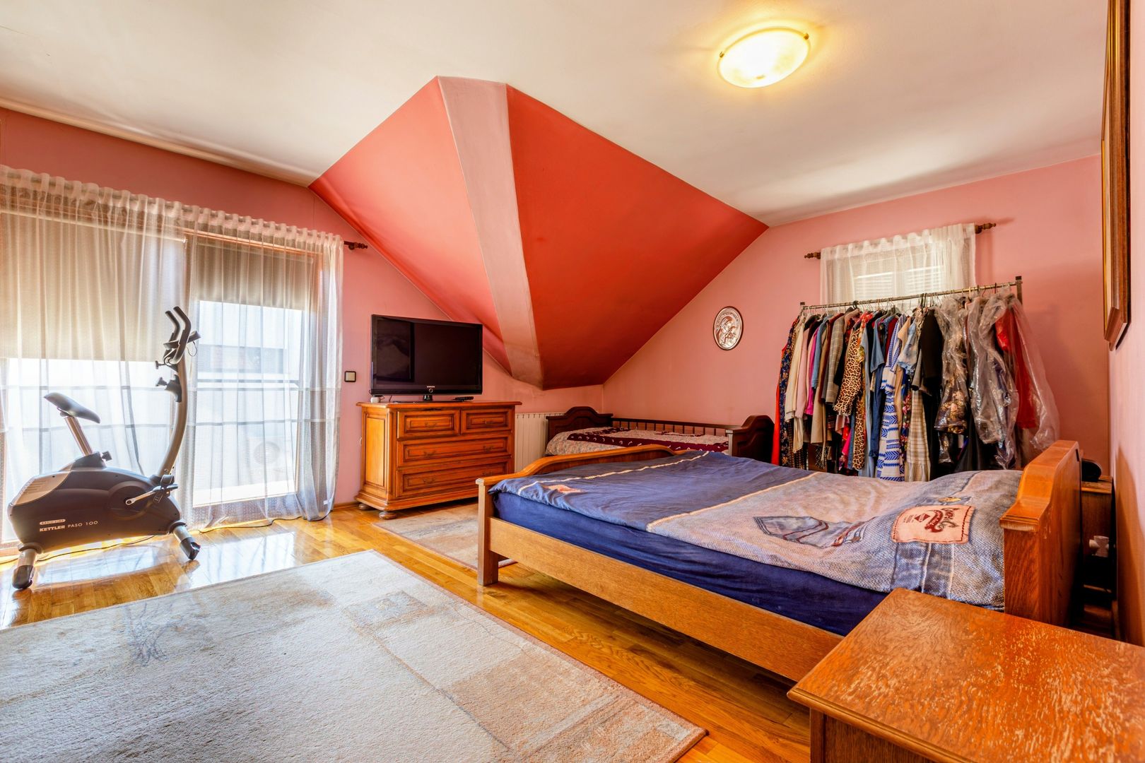 Vilă S+P+M, 2 fronturi stradale, ideală locuit/birouri/clinică, grădiniță, etc - Poză 18