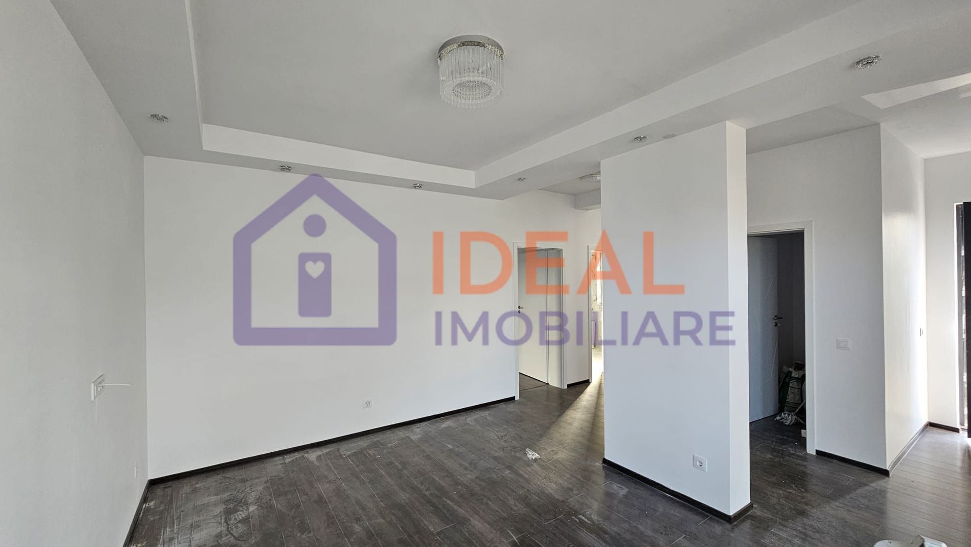 Duplex Modern cu 4 camere si gradina, in Cristian - Poză 1