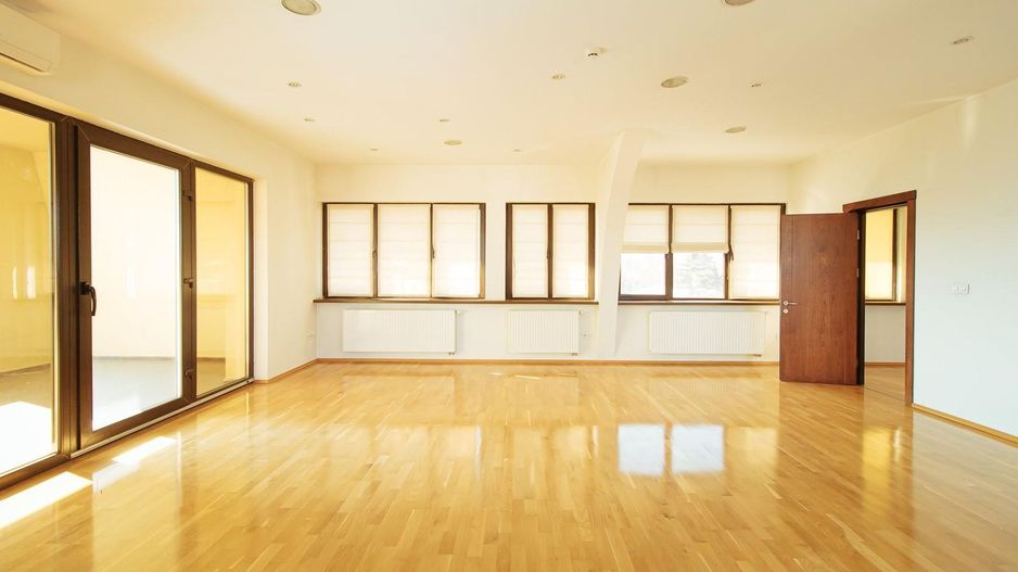 Inchiriere Spatiu exclusivist - Poză 1