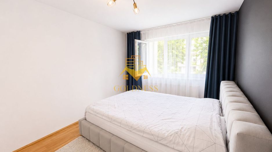 3 camere decomandate, Parcare, Manastur, Big, Mehedinti, Baza sportiva - Poză 3