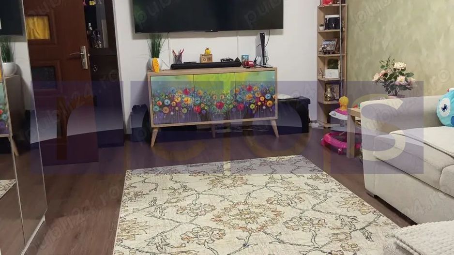 VANZARE APARTAMENT CU CURTE PRIVATA 2 CAMERE 50 MPM CENTRALA  SALAJAN TITAN - Poză 2