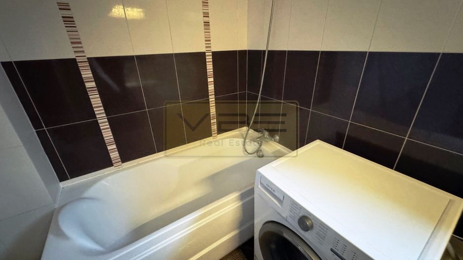 Garsoniera moderna zona centrala - 5 min Palas Mall - Poză 12