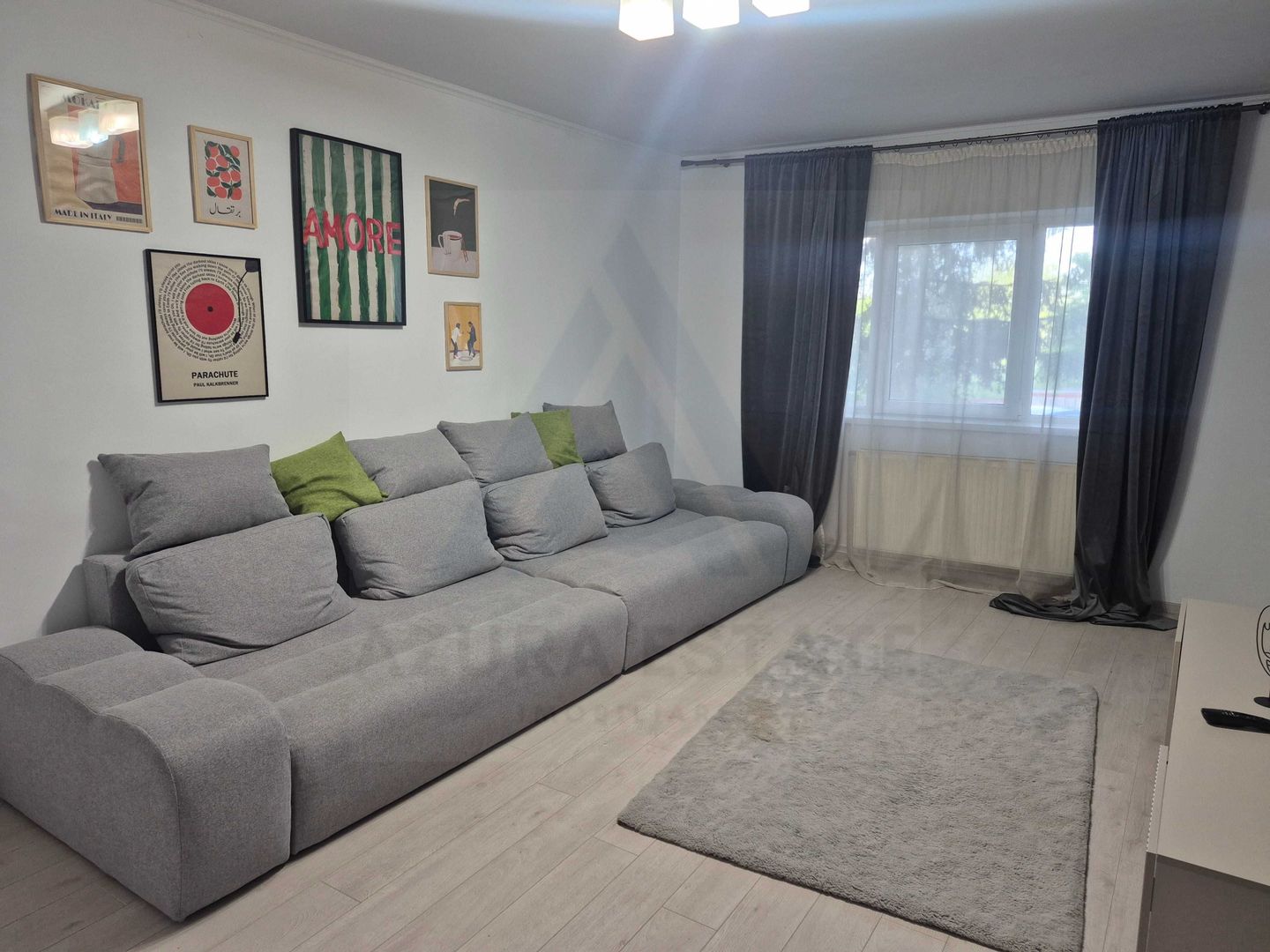 Apartament modern 2 camere parter 60 mp utili zona Vasile Aaron - Poză 2
