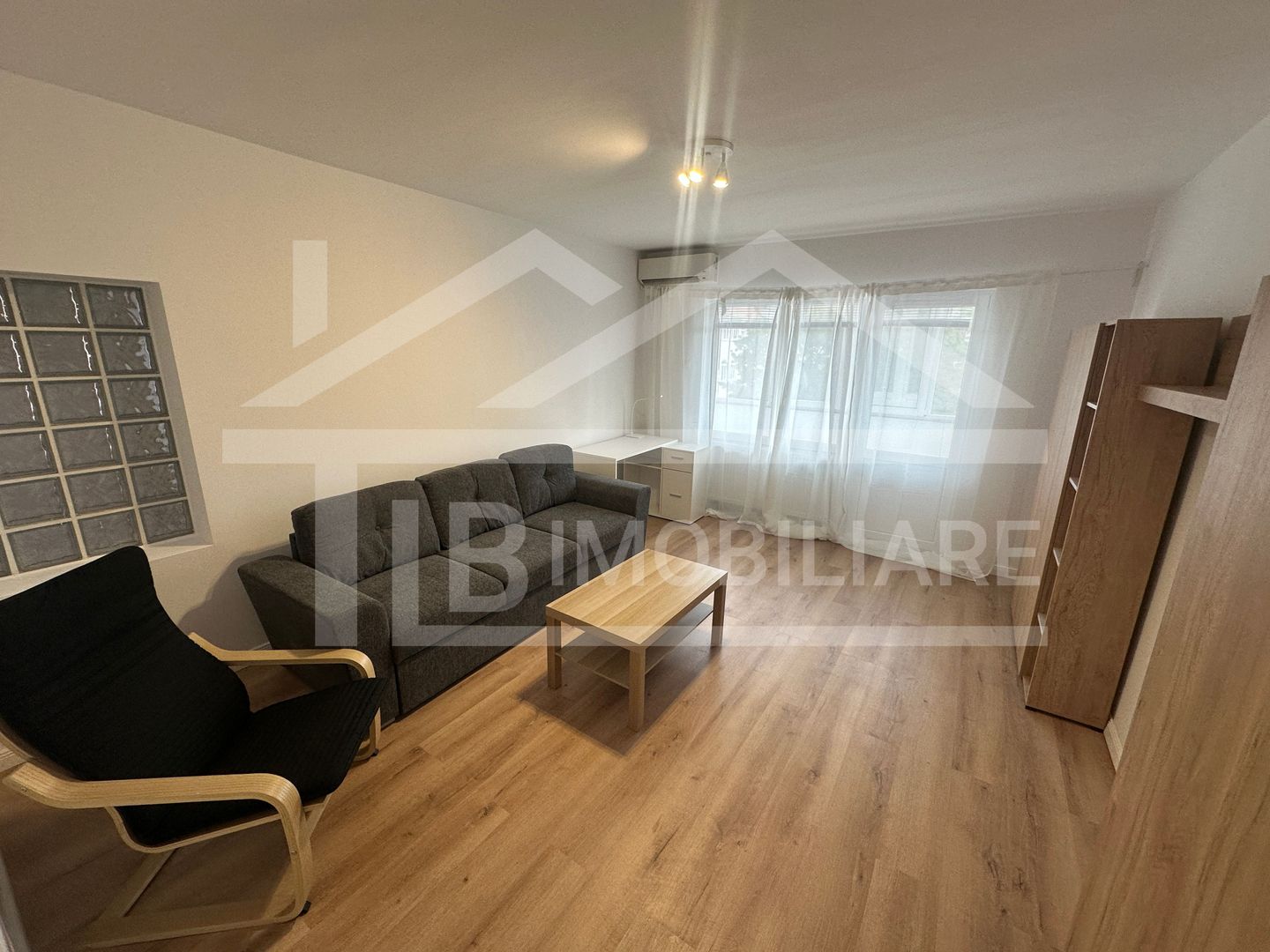 Apartament cu 2 camere, decomandat, 48mp, decomandat, Zona UMFST - Poză 1
