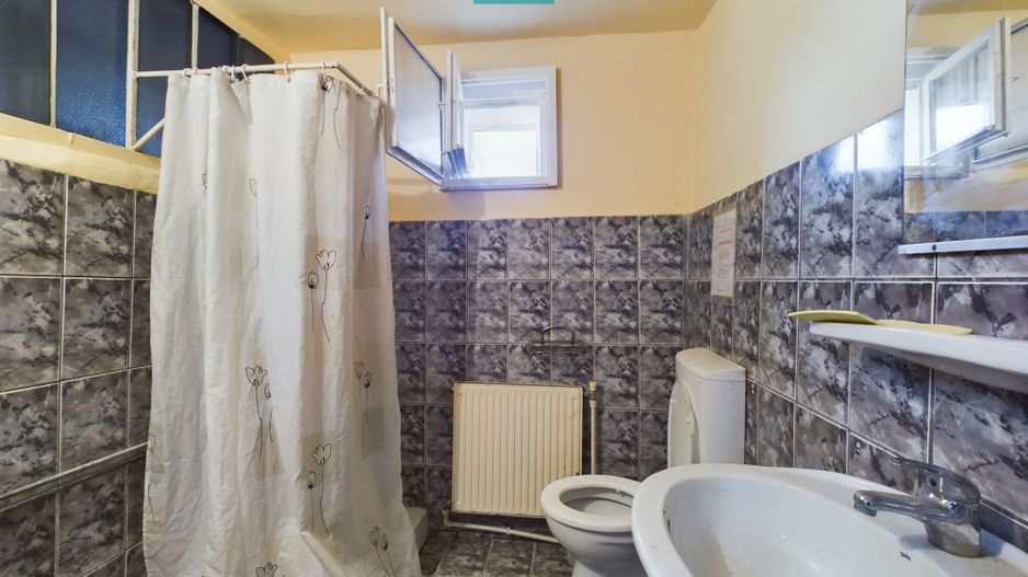 Casă cu teren generos în Sânnicolau Mic - Poză 10