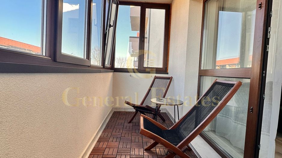 De vanzare apartament cu 3 camere | Sanpetru - Poză 11