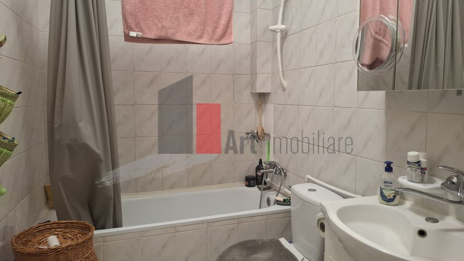 Apartament in vila Grivita-Basarab, 1500 EURO/MP UTIL,  LOC DE PARCARE - Poză 9