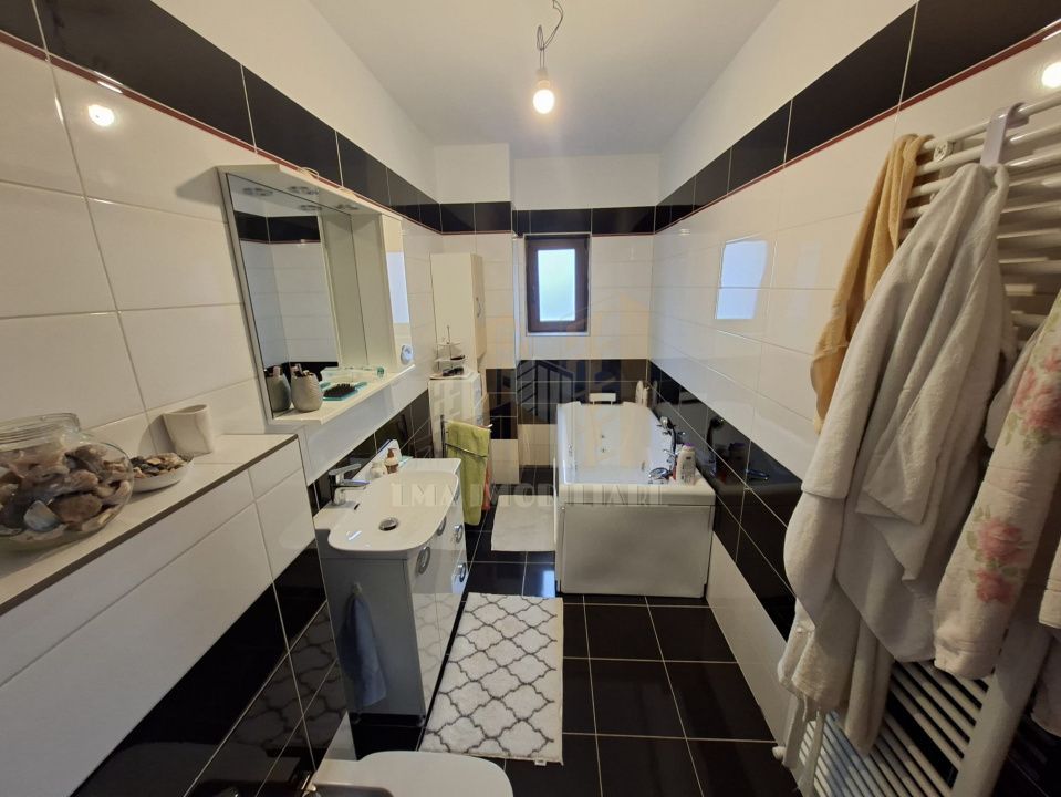 Casa individuala Tractoru zona Socec Brasov - Poză 26