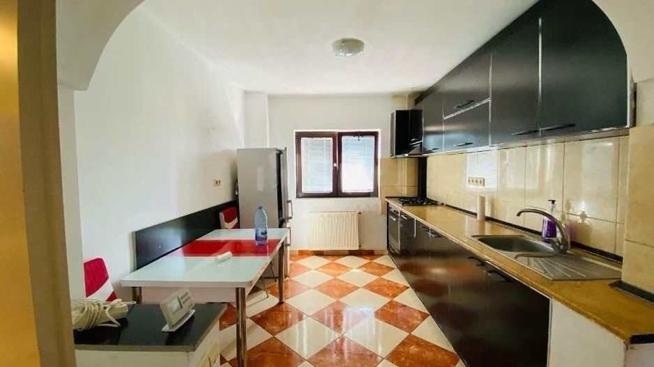 APARTAMENT 4 CAMERE RENOVAT COMPLET LUJERULUI UVERTURII - Poză 6