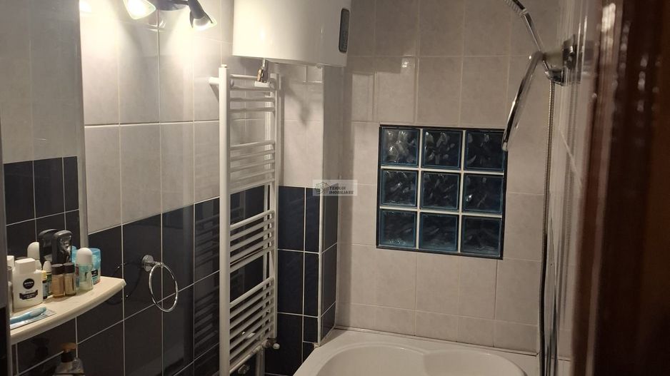 Se vinde apartament 3 camere/ultracentral/Focsani - Poză 7