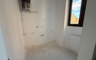 Garsoniera | Etaj 1 | Renovata | La alb | Zona Garii - Poză 4