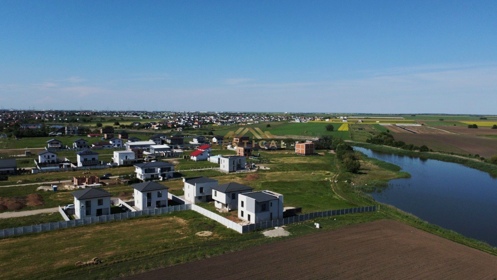 Teren cu gaz si curent - comuna Berceni - Poză 5