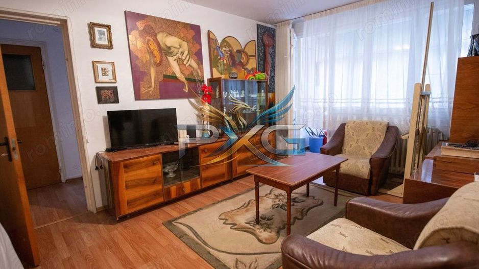 Apartament 2 camere, semidecomandat, Aleea Fizicienilor,Titan - Poză 1