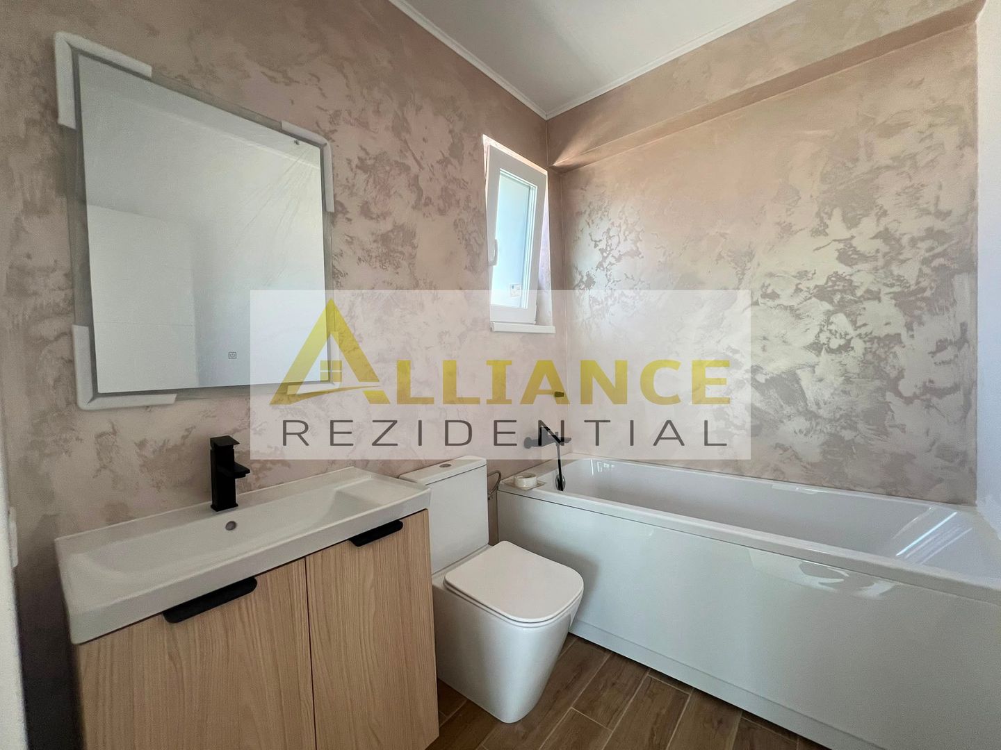 CASA PARTER-4 CAMERE- TEREN 456 MP-CARTIERUL NOU - Poză 17