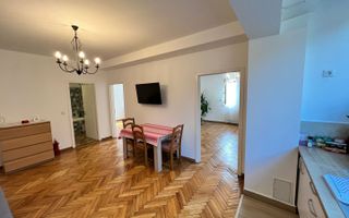 Apartament spatios cu 3 camere | 100 mp | Balcon | Curte | Central - Poză 4