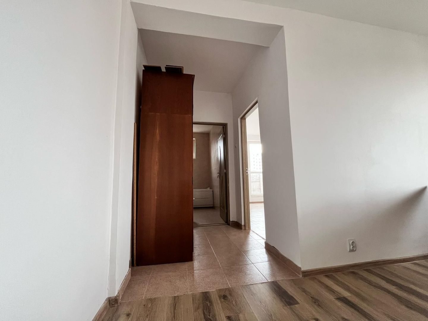 Apartament 2 camere - Centrala proprie  -  Militari Residence - Poză 2