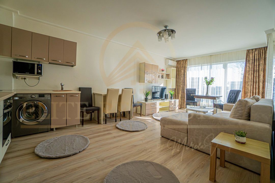 Apartament 2 camere – Mamaia, zona de intrare – Piscină - Poză 7