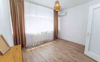 Apartament 4 camere renovat, central, ideal rezidențial sau activitate business - Poză 7