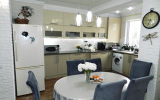 Apartament cu două dormitoare și living comasat cu bucătărie - Poză 6