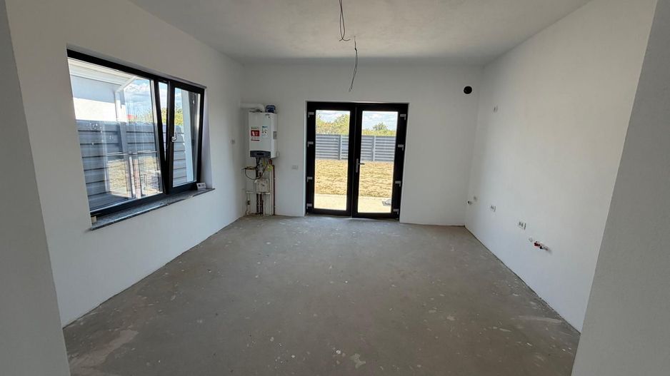 CASA INDIVIDUALA- 4 CAMERE, TOATE UTILITATILE, TEREN 550 MP, COMIS 0% - Poză 11