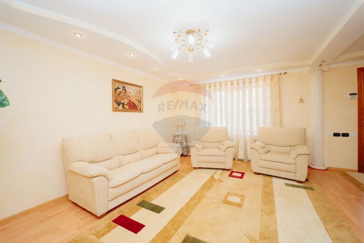 De Vinzare Casa în 2 nivele or. Orhei, - Poză 12