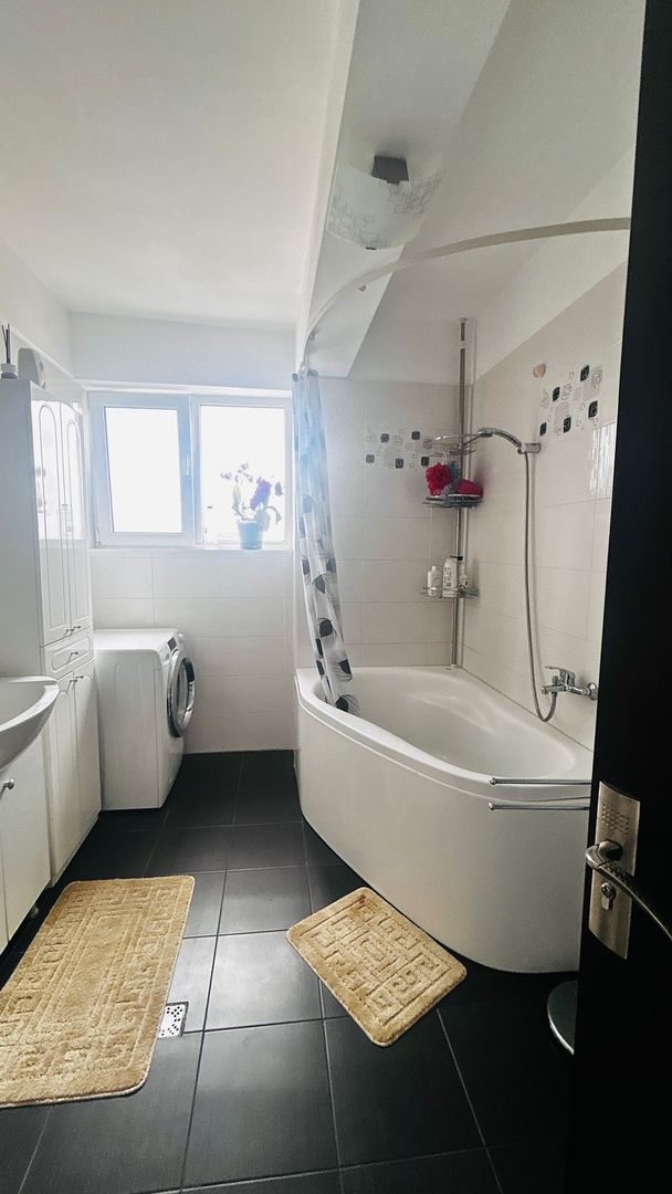 Apartament 2 camere, mutare imediata, mobilat si utilat, loc de parcare inclus! - Poză 1