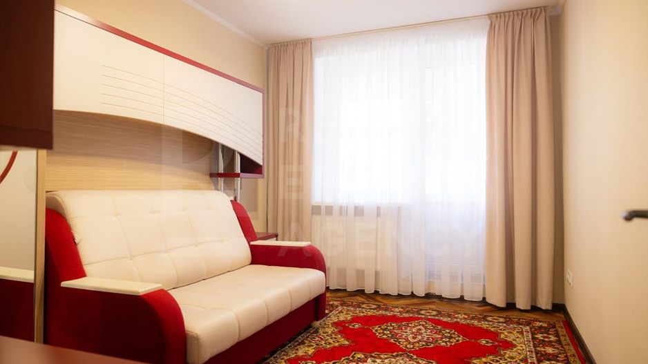 Chirie, apartament, 3 camere, str. Mihail Kogălniceanu, Centru - Poză 4