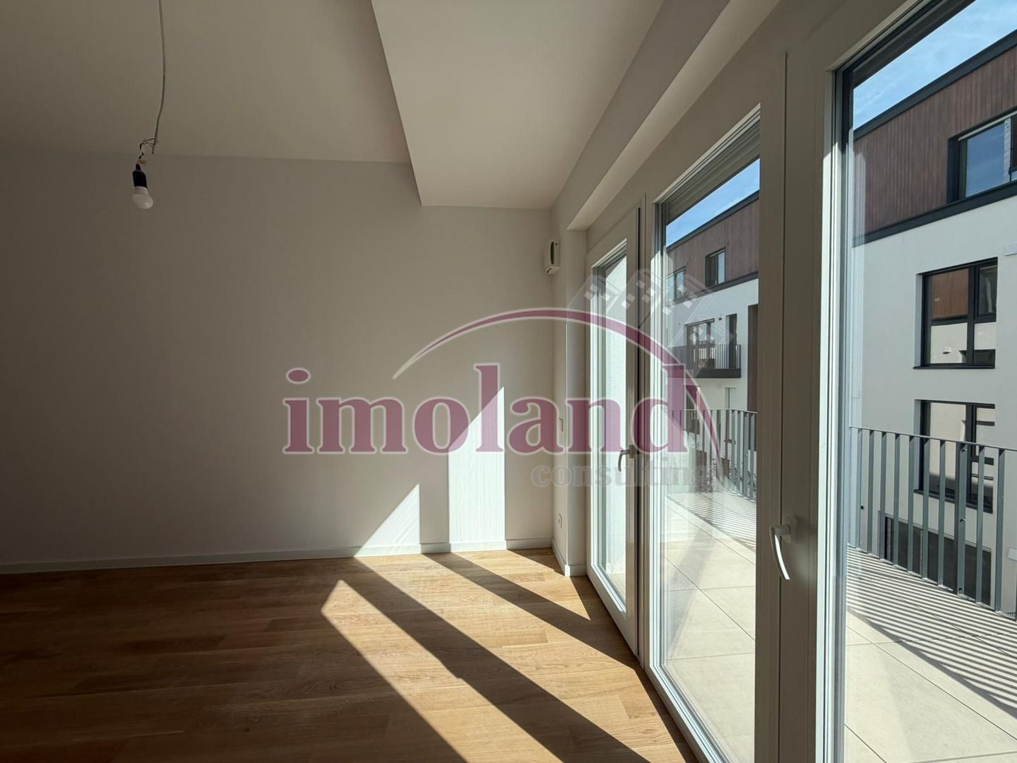 Vanzare - apartament 2 camere - Quartier Azuga-Doamna Ghica - Poză 4