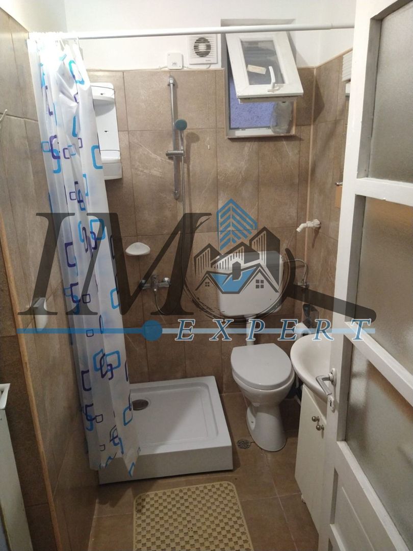 Casă de închiriat – Ideală pentru firme Alba Iulia , Cetate - Poză 12