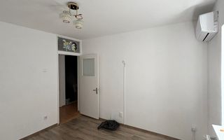 De inchiriat apartament cu 2 camere nemobilat, I. C. Frimu, etaj 3, 300 Eur - Poză 6
