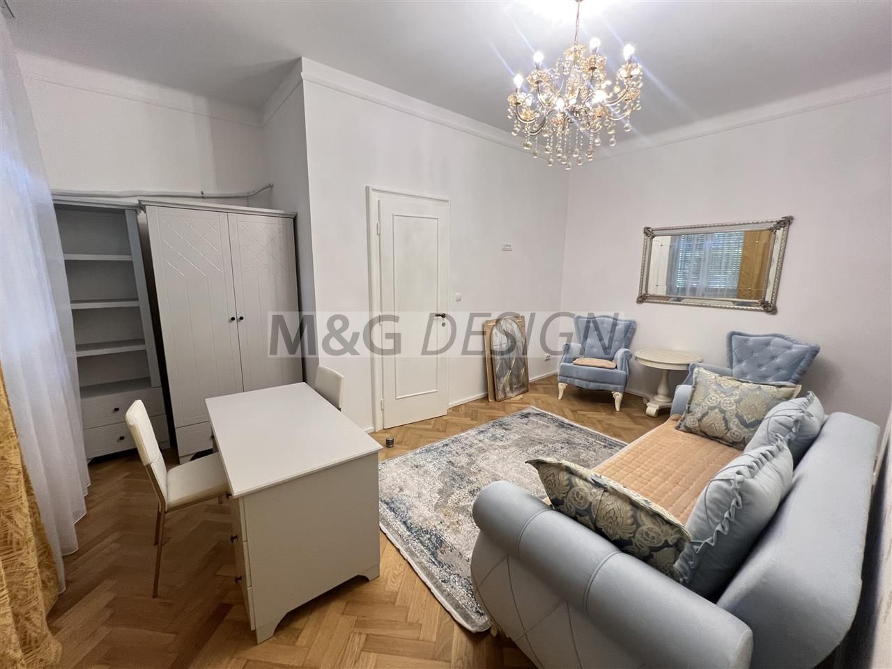 Apartament  deosebit amenajat LUX  boxa curte acces auto CENTRAL - Poză 22