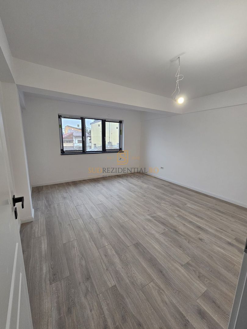 Apartament cu 3 camere de vanzare, Brancoveanu - Alunisului, Sector 4 - Poză 2