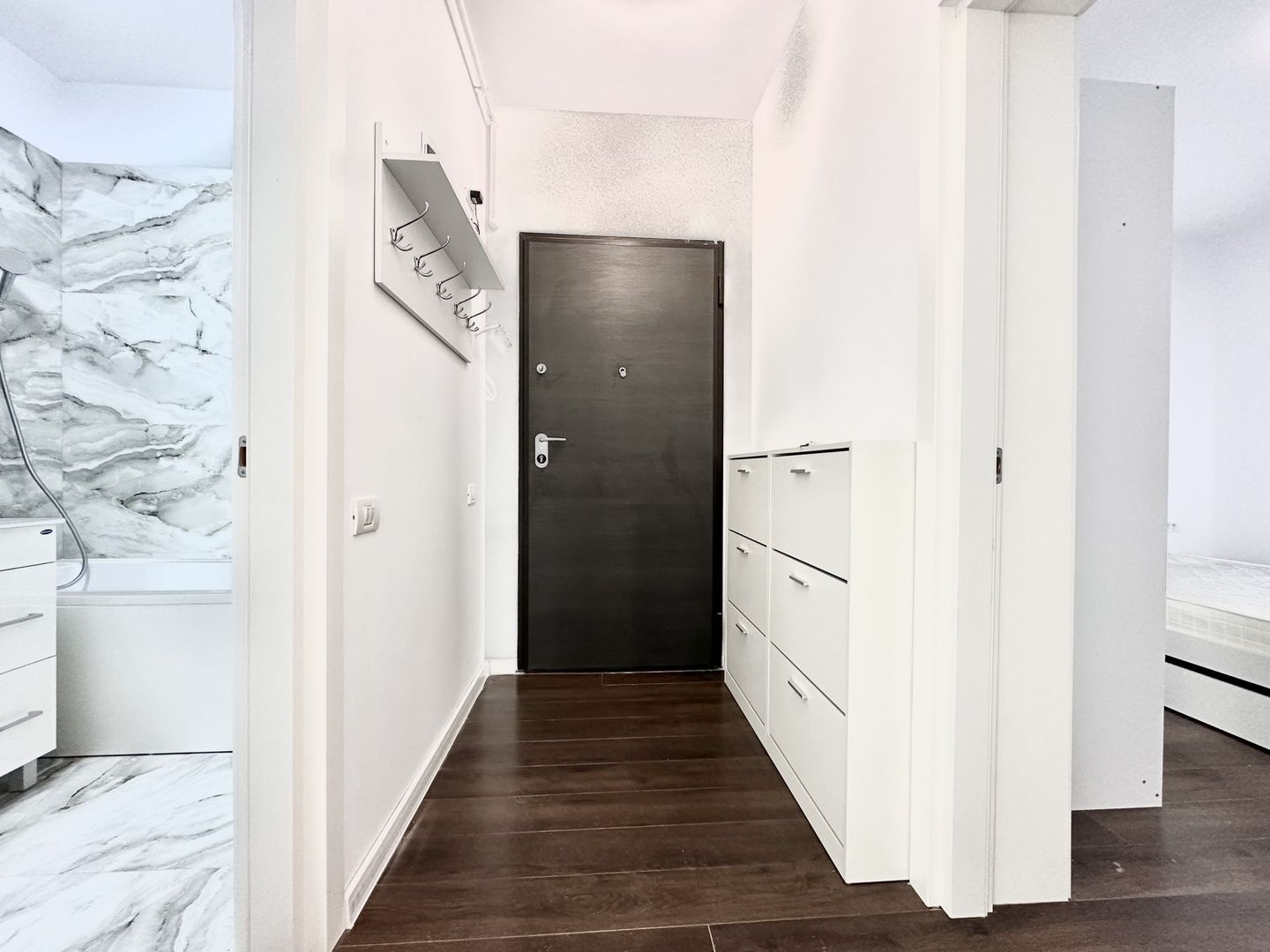 Apartament 2 Camere Exigent Plaza Faza 5 + Parcare inclusa! - Poză 7
