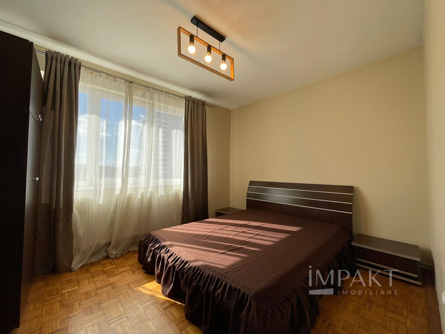 Închiriere 2 camere, central, 2 locuri de parcare - Poză 3