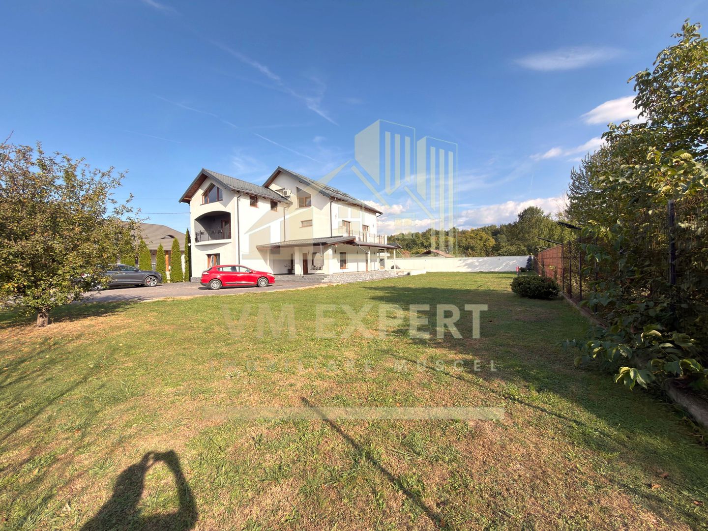 CASĂ 5 CAMERE TEREN 1600 MP CAMPULUNG - Poză 5