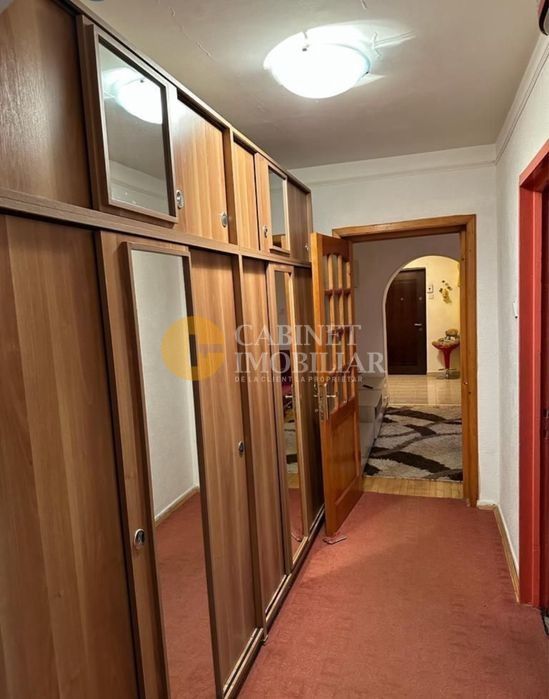 Tatarasi 4 camere etaj 3/4 - 90mp - mobilat - GARAJ - Poză 3