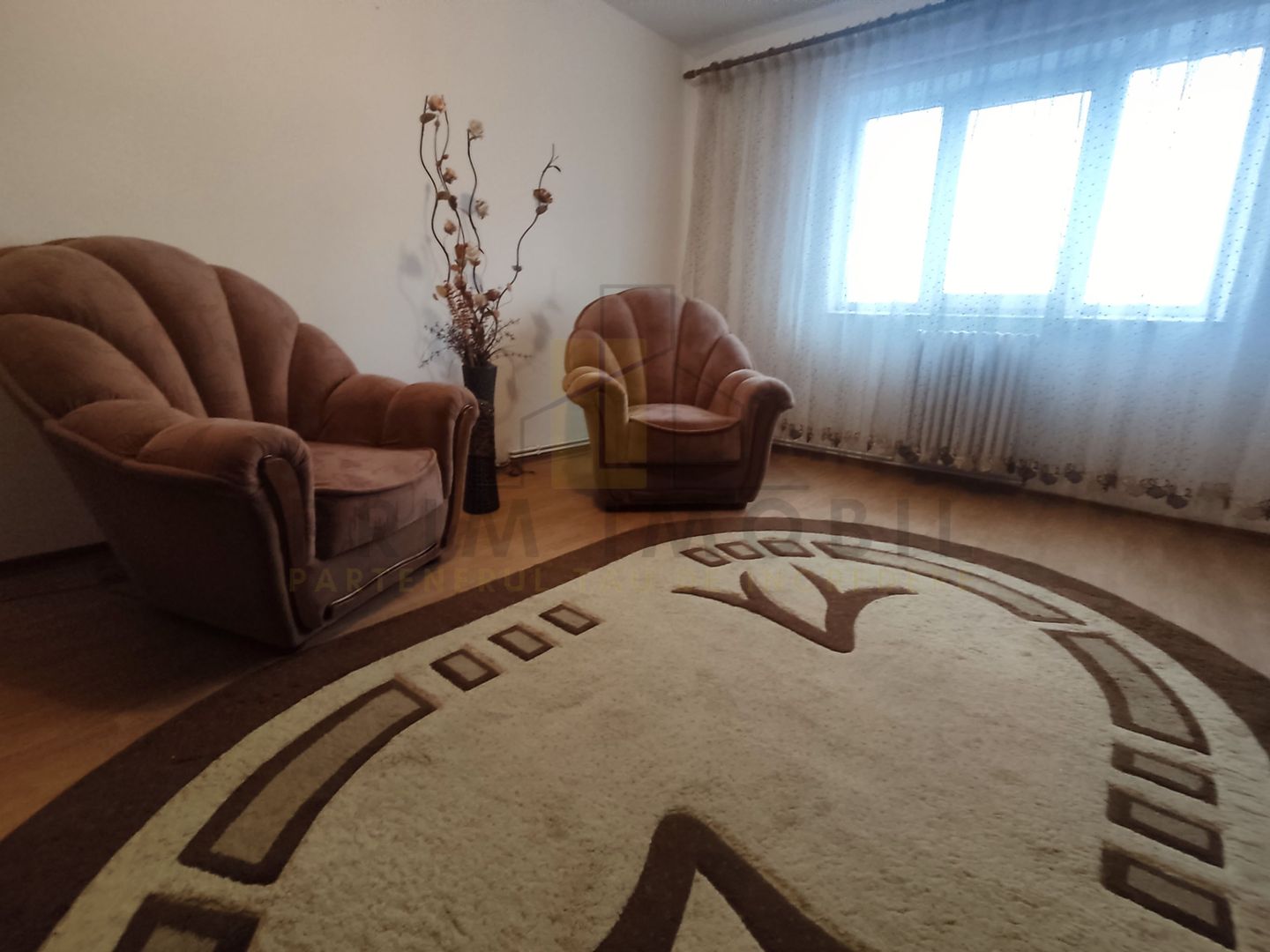 3 Camere, Decomandat Nicolina / Prima Statie din Podu Ros - Poză 1