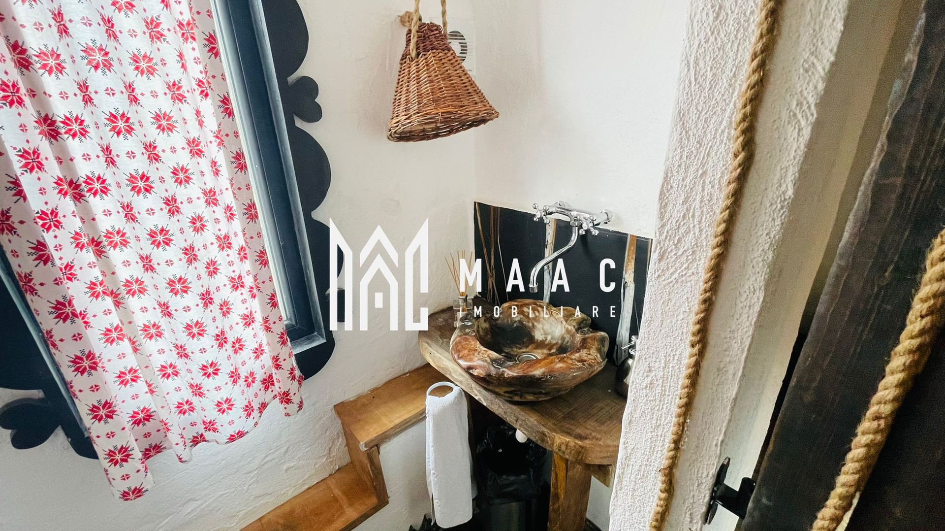 Casa de Vacanta | Porumbacu de Sus | 14200 MP teren - Poză 22