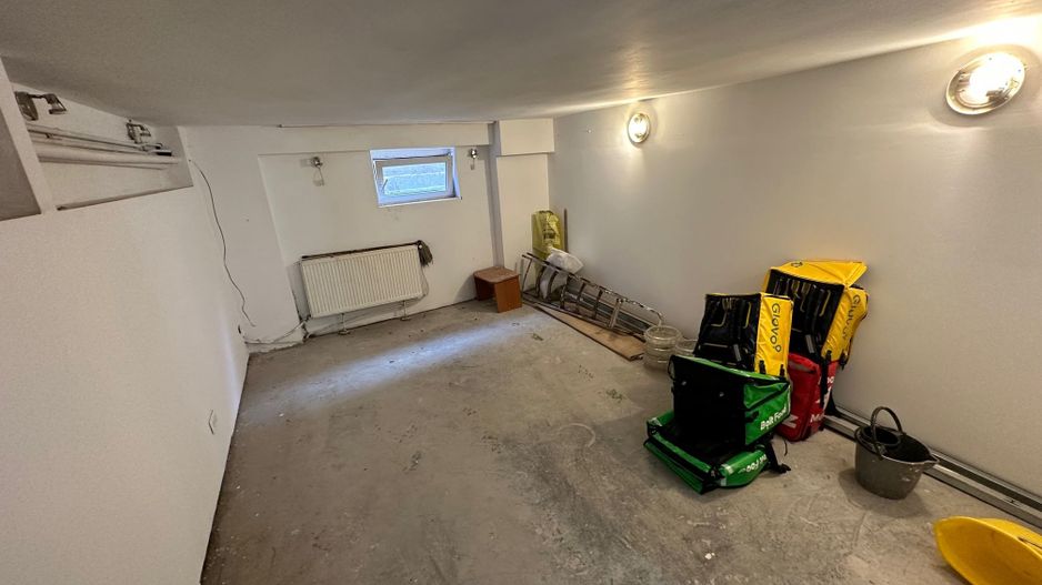 Apartament spatios 150 mp - Poză 11