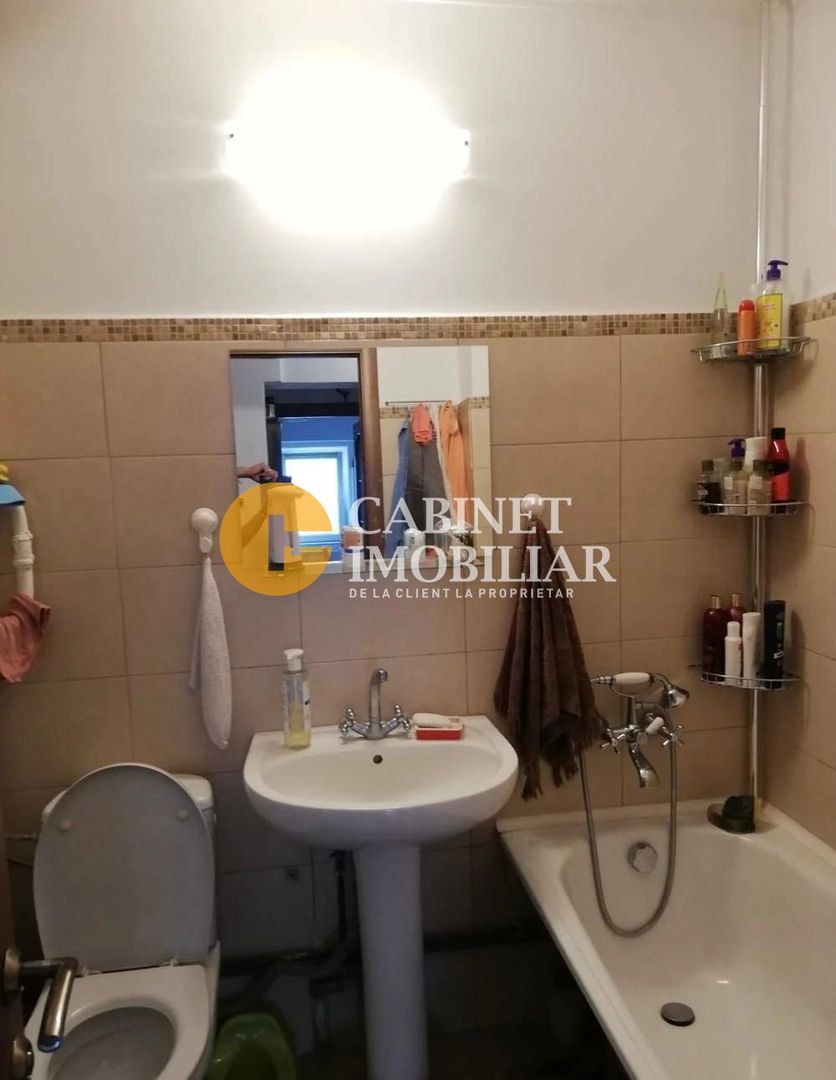 GARĂ - APARTAMENT 2 CAMERE DECOMANDAT - ETAJ 2 - Poză 5