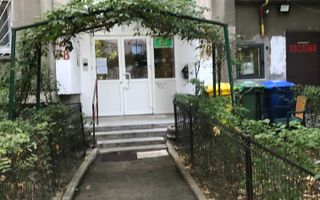 particular  vand garsoniera zona tineretului sector 4 - Poză 1