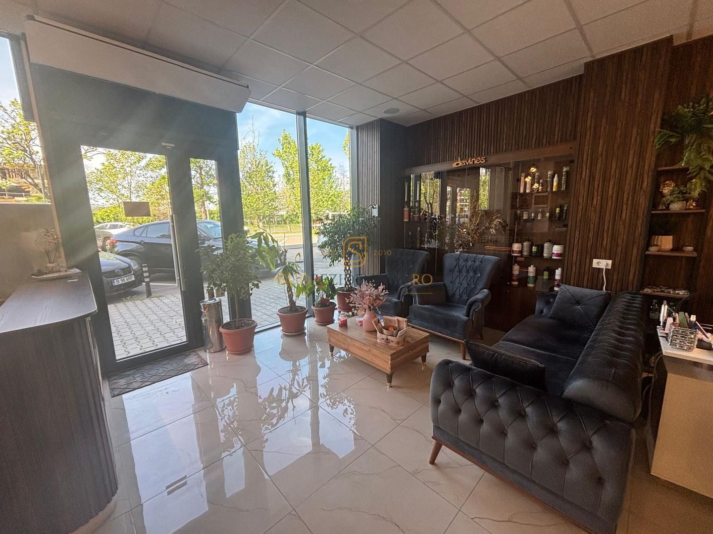 De vanzare afacere la cheie – Salon utilat si mobilat, Bd. Metalurgiei - Poză 4