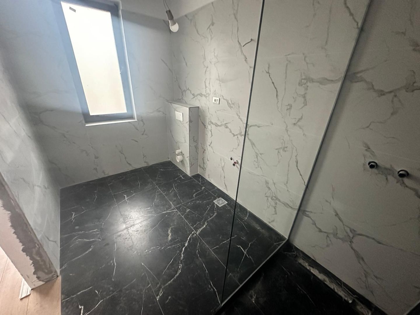 CASA TIP DUPLEX, 4 CAMERE, TOATE UTILITATILE, TEREN 245 MP, COMIS 0% - Poză 11