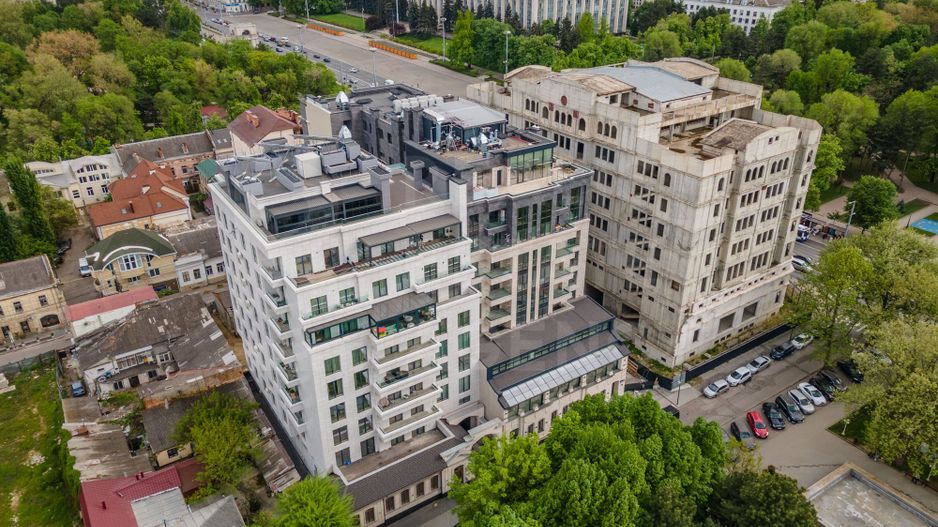 Vânzare, apartament, 2 odăi + living, str. Tricolorului, Centru - Poză 31