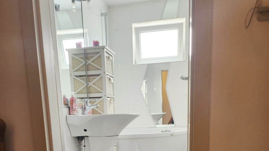 Apartament mobilat3 camere-Tractoru - Poză 8