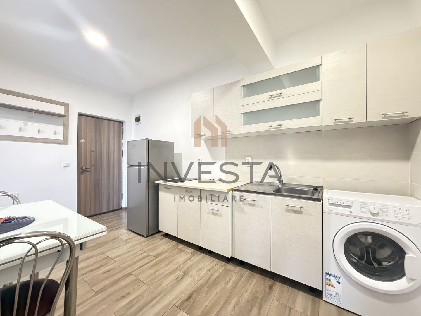 Apartament cu 2 camere si loc de parcare in zona Buna Ziua - Poză 4