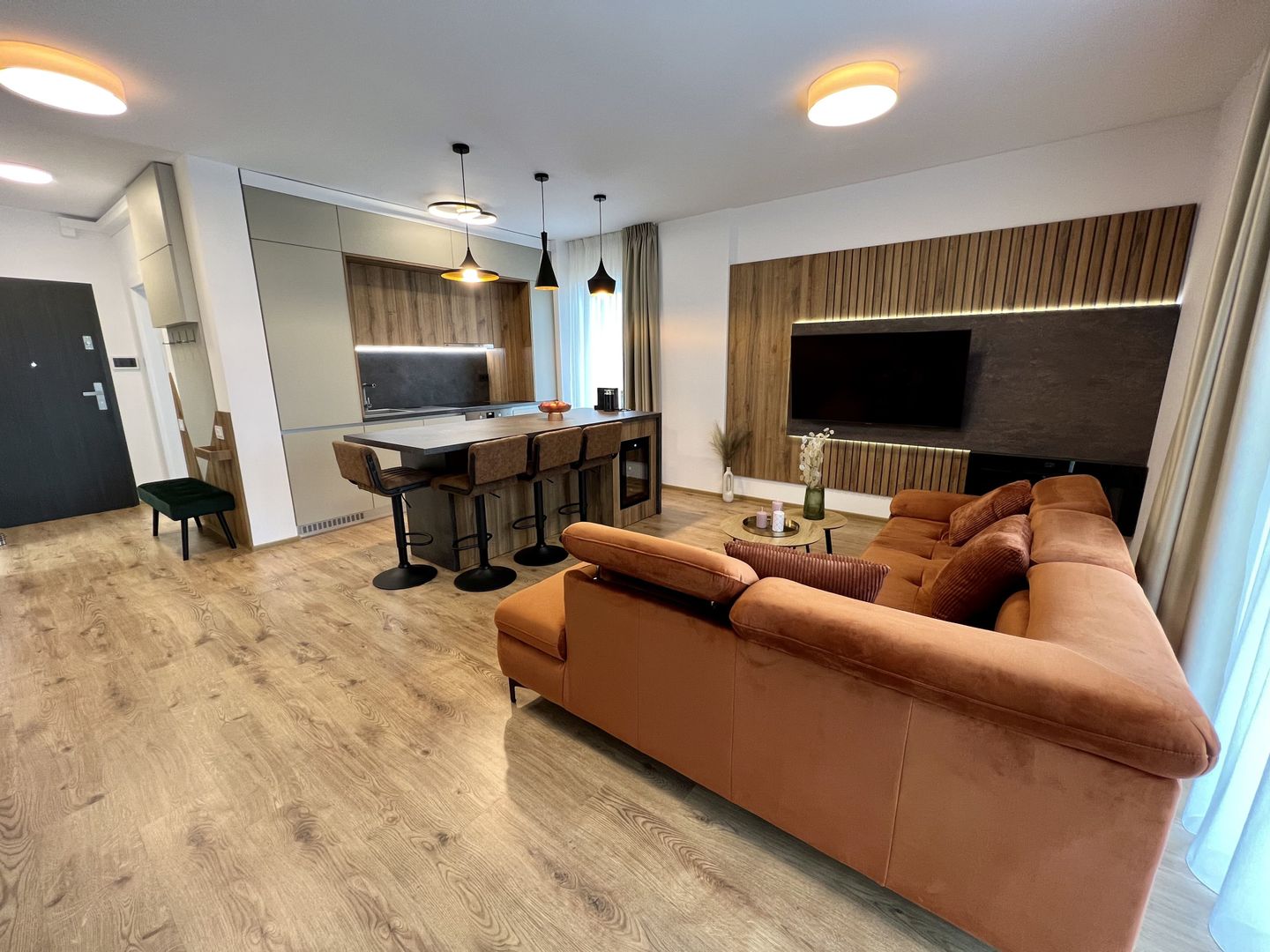 Apartament cu 2 camere in Alphaville Arena - Poză 3