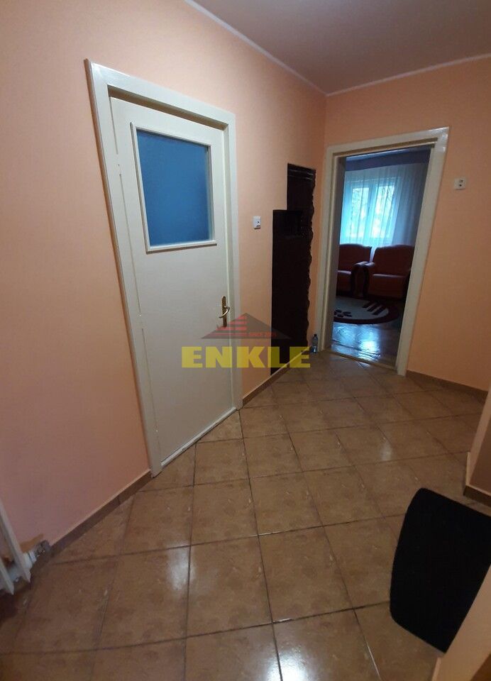 Casa 5 camere, Zona Parcul Tineretului, pret 105000 euro neg - Poză 8