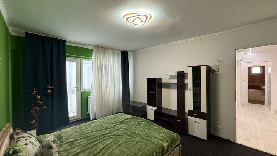 Apartament 3 camere, decomandat, renovat recent, Aradul Nou - Poză 7